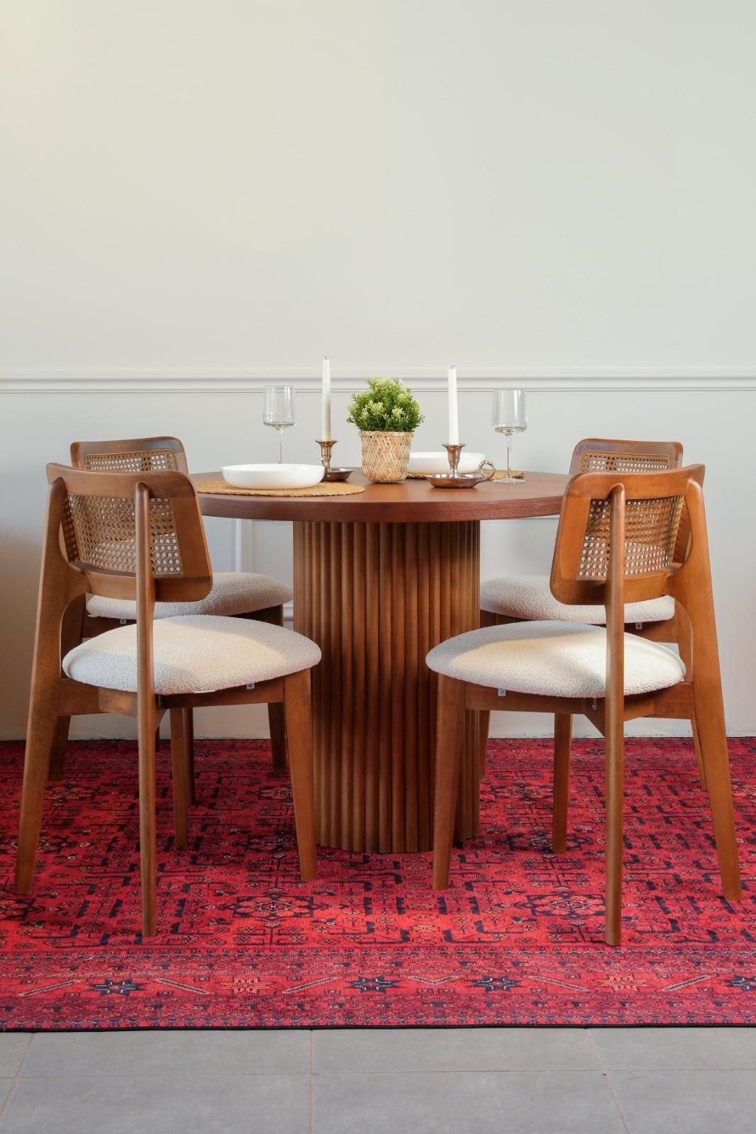 Negüzelev Lucas Masa Takımı Ceviz